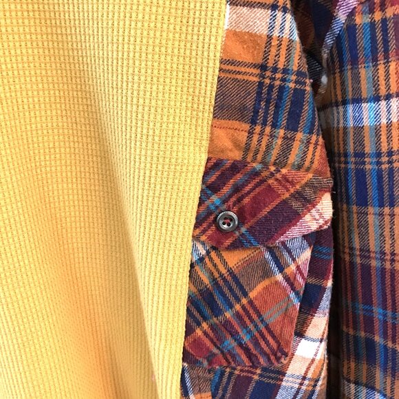Flannel Shirt Upcycle, M-L: Reworked Oversized Yellow Gold Waffle Knit, Fringe - Picture 5 of 10